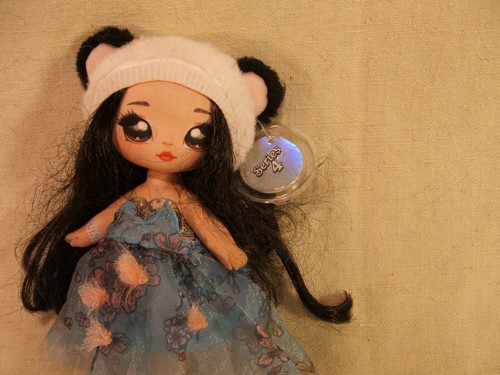 NA! NA! NA! SURPRISE DOLL 7IN JULI JOYFUL SERIES 4 - Picture 2 of 4