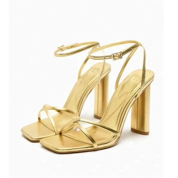 High-heel strappy sandals - pull&bear