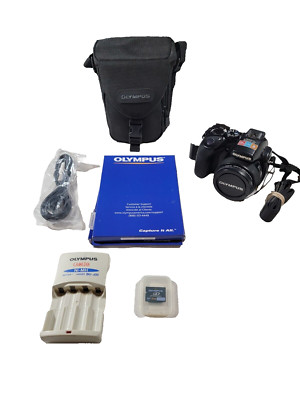 Olympus SP-570UZ 10MP Digital Camera with 20x Optical Zoom, Bundle