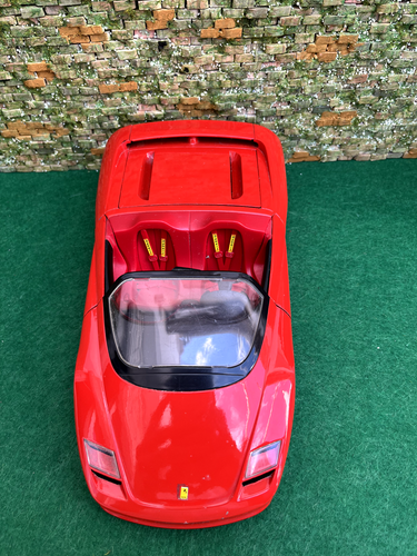 COCHE FERRARI MYTHOS GUILOY - ESCALA 1/18 - Imagen 8 de 10