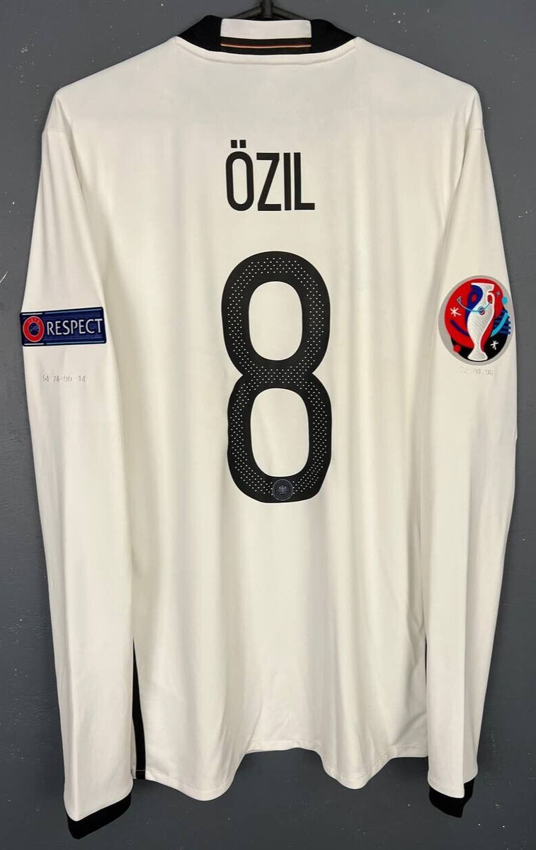 MESUT OZIL #8 GERMANY 2016/2017 DEUTSCHLAND SOCCER FOOTBALL SHIRT