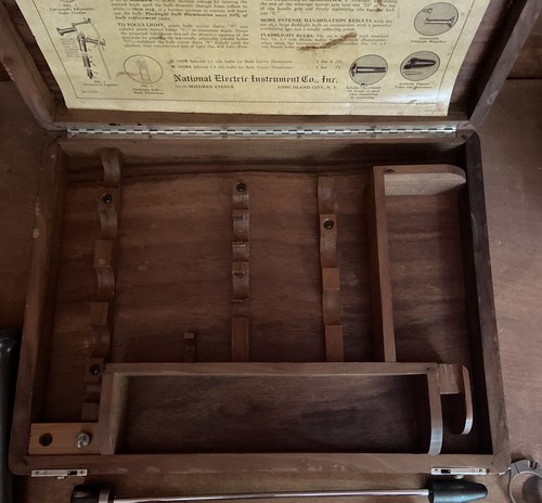 Antikes medizinisches Instrumentenset mit Koffer. National Electric Instrument Co. - Bild 12 von 12