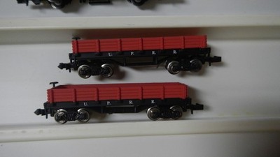 Spur N Bachmann 2x Niederbordwagen U.P.P.R. ohne OVP