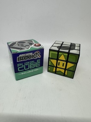 Super Mario Bros. Puzzle Cube Arcade Block Exclusive