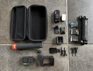 GoPro HERO 9 Black Actioncam Camcorder umfangreiches Zubehörpaket Top Zustand