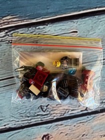 LEGO Dino Attack: Steel Sprinter Vs. Mutant (7473) 100% complete with instructio