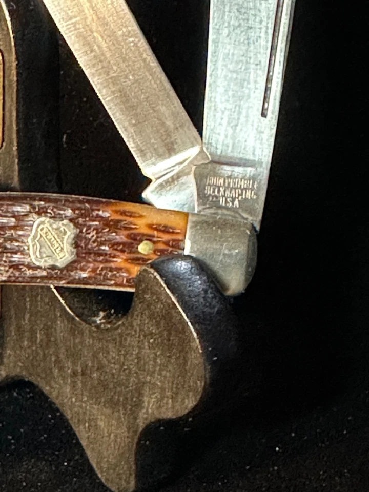 Muy Bonita Navaja de Bolsillo John Primble 5371 De Colección con Grabado en la Hoja Principal Foto 2 de 4