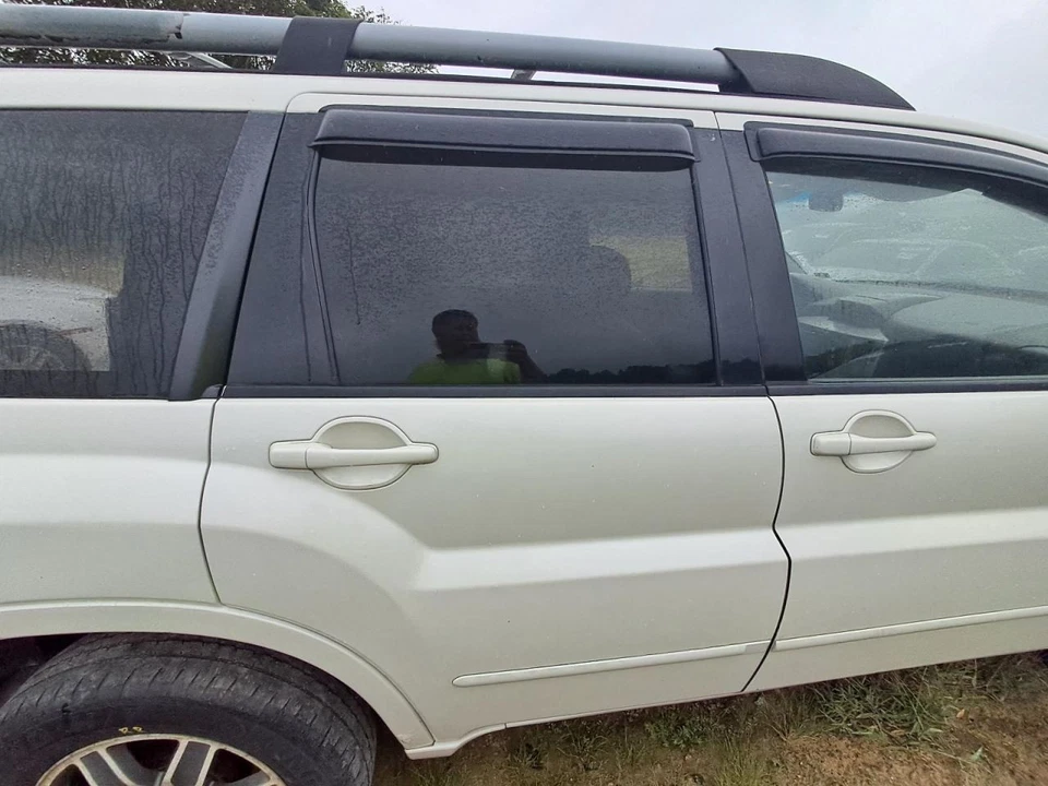 Puerta trasera derecha pasajero eléctrica se adapta 04-06 ENDEAVOR 2651198 Foto 2 de 3