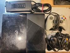 Microsoft Xbox 360 E 250GB Game Console w 2 Controllers Power HDMI Kinect Tested
