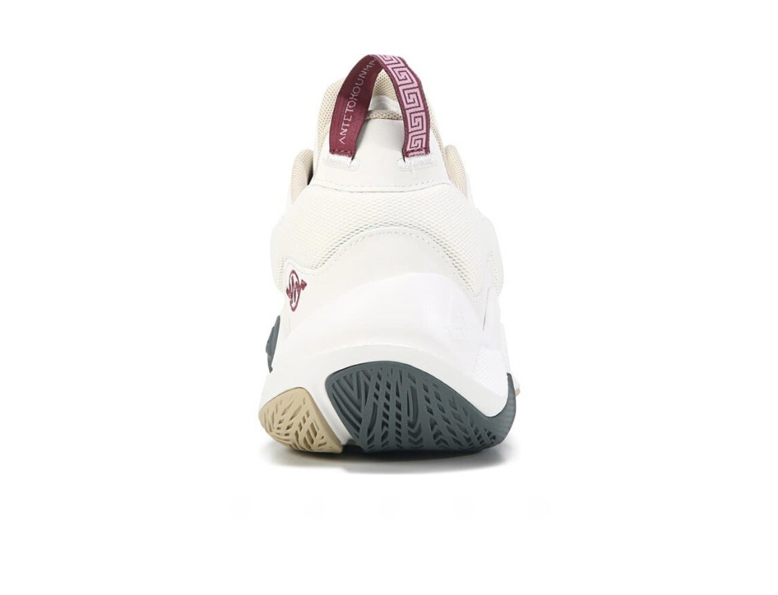 giannis nikes