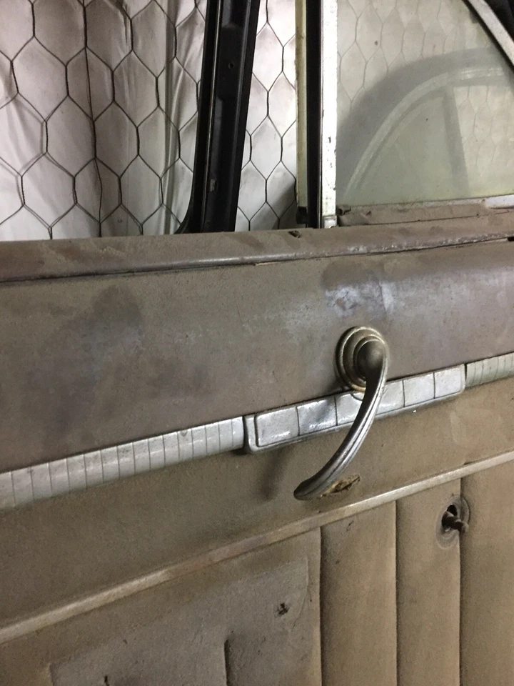 Cadillac serie 67 1941 puerta delantera izquierda Foto 3 de 4