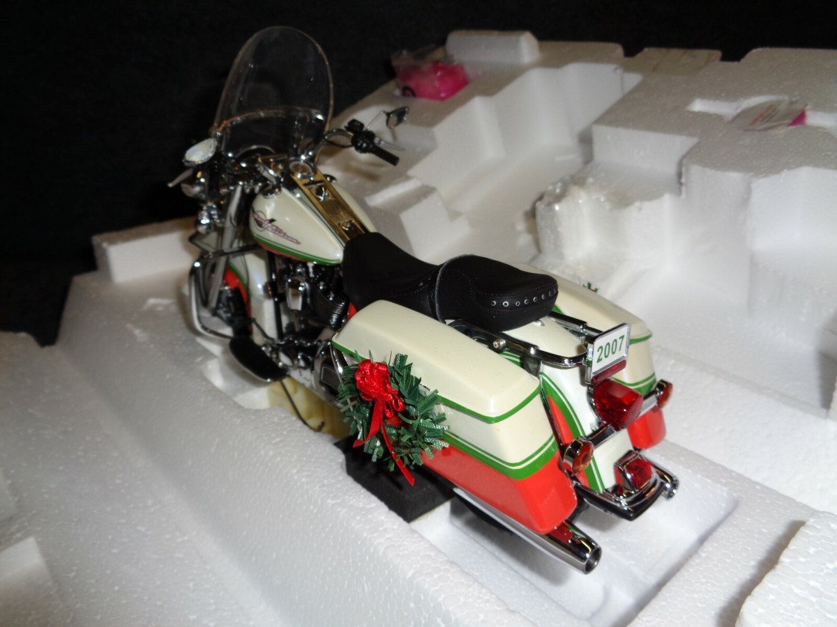 B11E499 Franklin Mint Harley Davidson CHRISTMAS 2007 ROAD KING