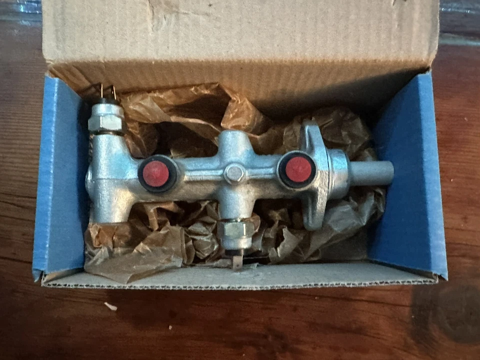 Cilindro de freno maestro ATE Porsche 924 944 94435501101 Foto 2 de 4