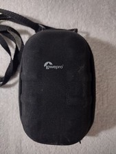 Lowepro Santiago 20 II Digital Camera Case Black Hard Shell Protection