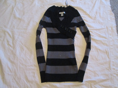 Gray Striped Sweater Long Sleeve Size 