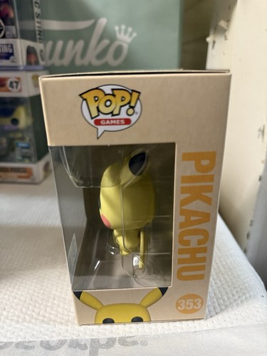 Funko Pop! Juegos Pikachu #353 Color Suave con Protector - Imagen 4 de 7