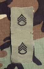Ejército de los Estados Unidos SSG/E6 Rango (2) BDU Coser Estado Mayor Par OD Verde