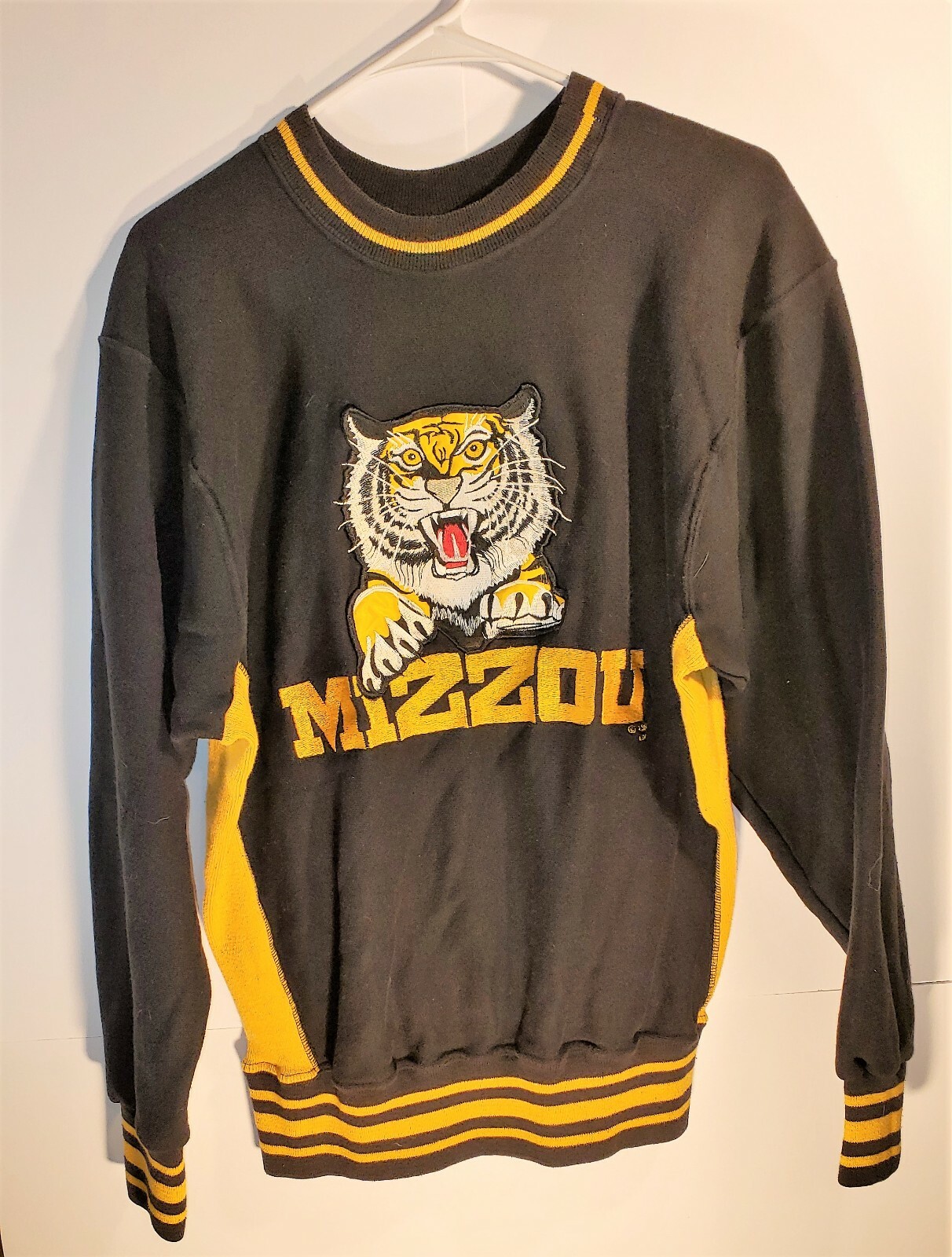 80's Vintage Mizzou Missouri Tigers embroidered Crew Neck Sweater Size  Medium