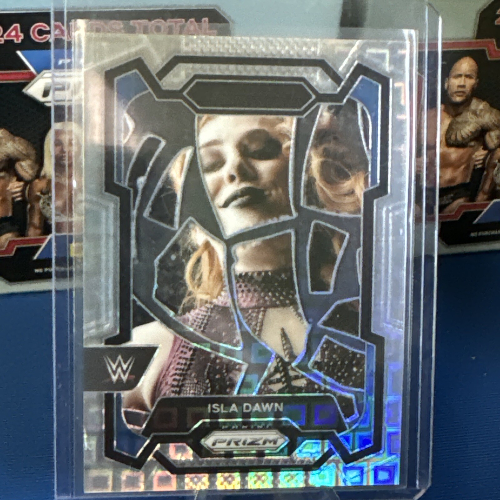 2024 Panini Prizm WWE Isla Dawn Pandora Premium 124/199