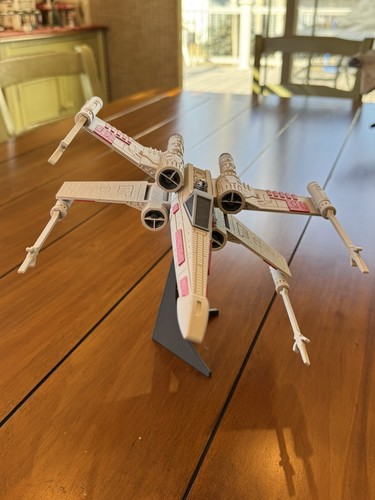 3D printed Star Wars X-WING Figurine Kit - Picture 4 of 5