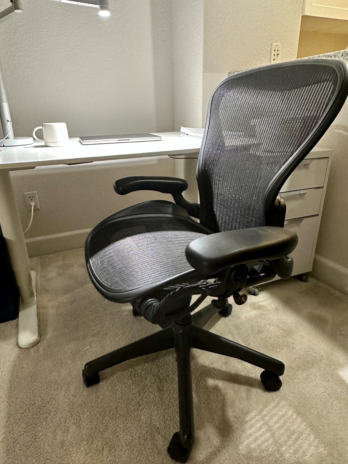 Herman Miller Aeron Office Chair Size B 641022065907 eBay