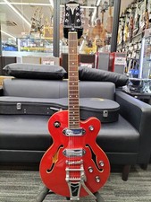 Epiphone Wildkat Deluxe Semi Hollow E-Gitarre Metallic Red Bund Wear Untes