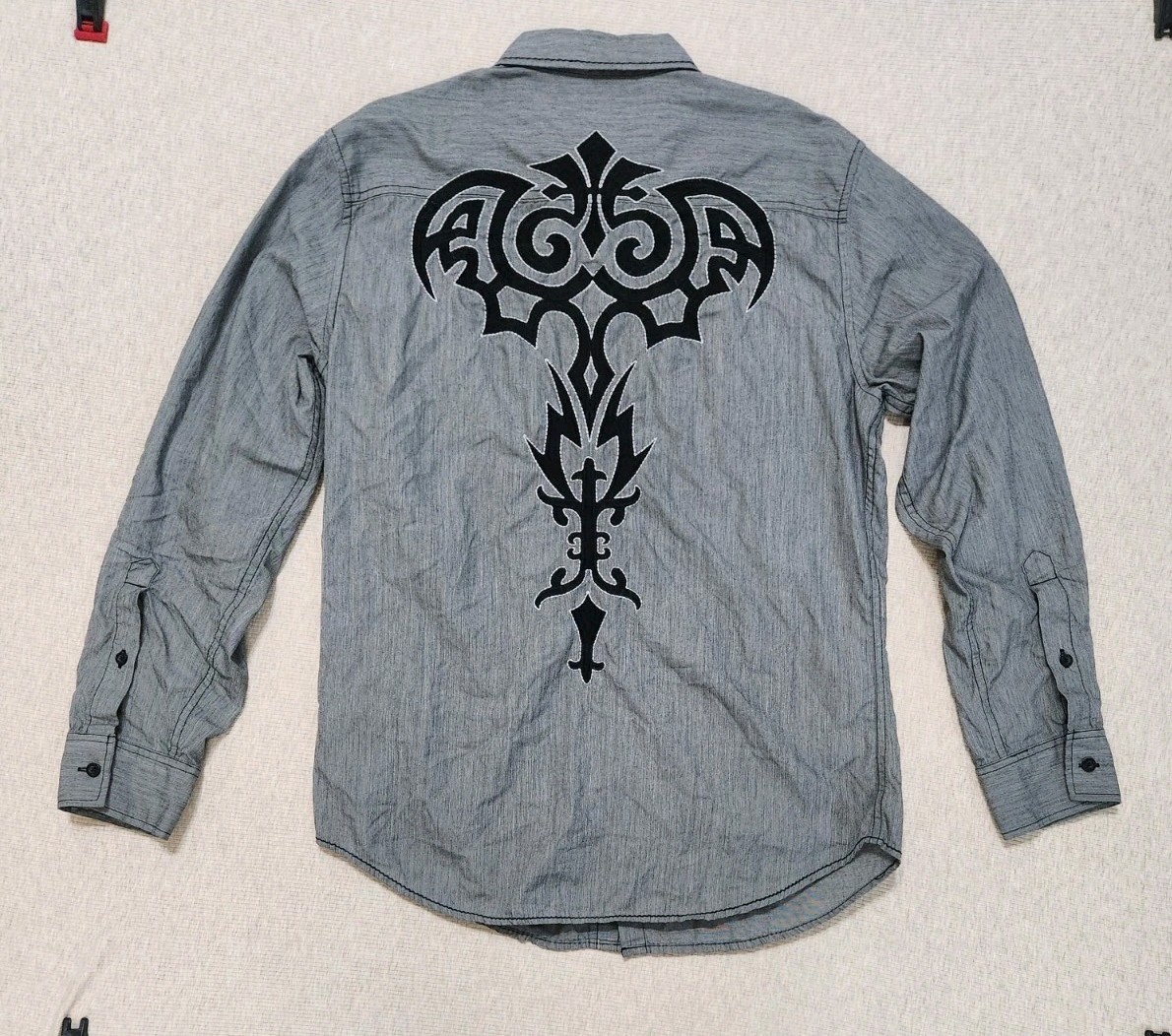 Helix Shirt Mens Medium Gray Y2K Tribal Grunge Gothic MMA Style