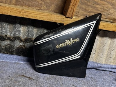 1981 - 1983 HONDA GOLDWING  GL1100 Right Side Cover  w/ all tabs & no cracks