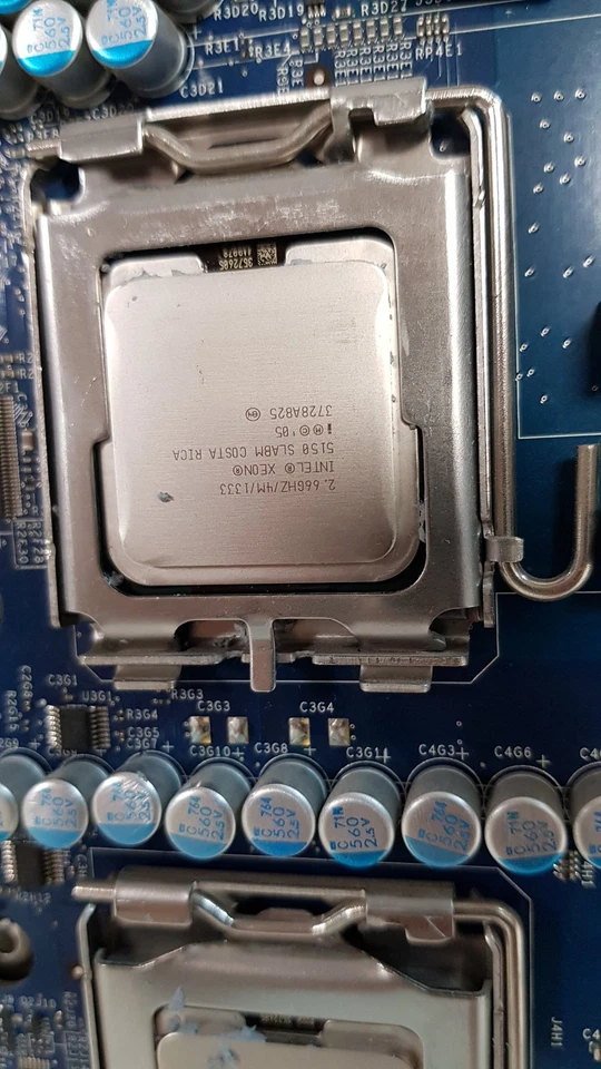 Apple 630-7608 Logicboard Mac Pro A1186 Motherboard with 2x Xeon 5150 - Image 3 of 4