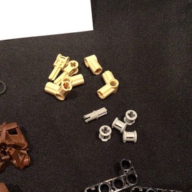 Vintage LEGO Bionicle Set 8542 Turaga Onewa Figure (2001) - NOT COMPLETE