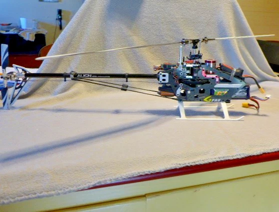 Align 450L Dominator Super Combo 6S con cuchillas principales adicionales y baterías Foto 4 de 4