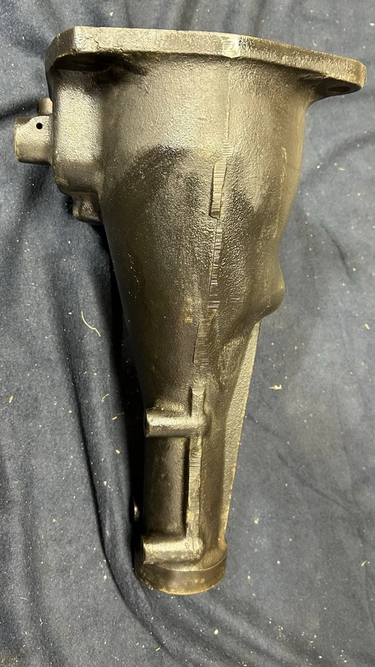 1965 1966 Ford Mustang Borg Warner T10 Transmission Tail stock T10H-7B cast iron - Image 3 of 4
