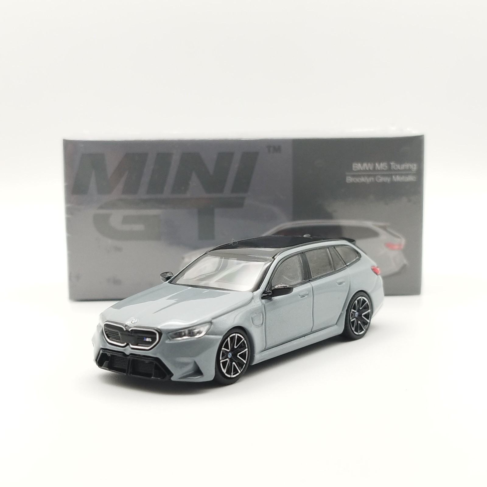 Mini GT 1/64 BMW M5 Touring G99 gris Brooklyn Grey Metallic #1096 voiture miniature