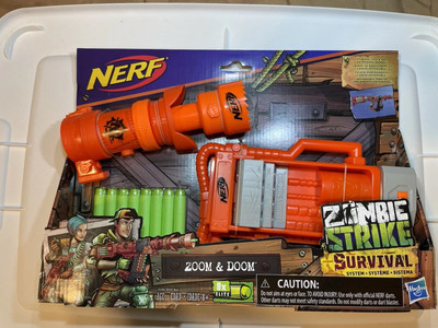 NERF Zombie Strike Zoom & Doom - Survival System - New