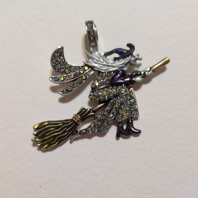 Fun KIRKS FOLLY ''SEASON OF THE WITCH'' w BAT MAGNETIC ENHANCER: Silver Metal 