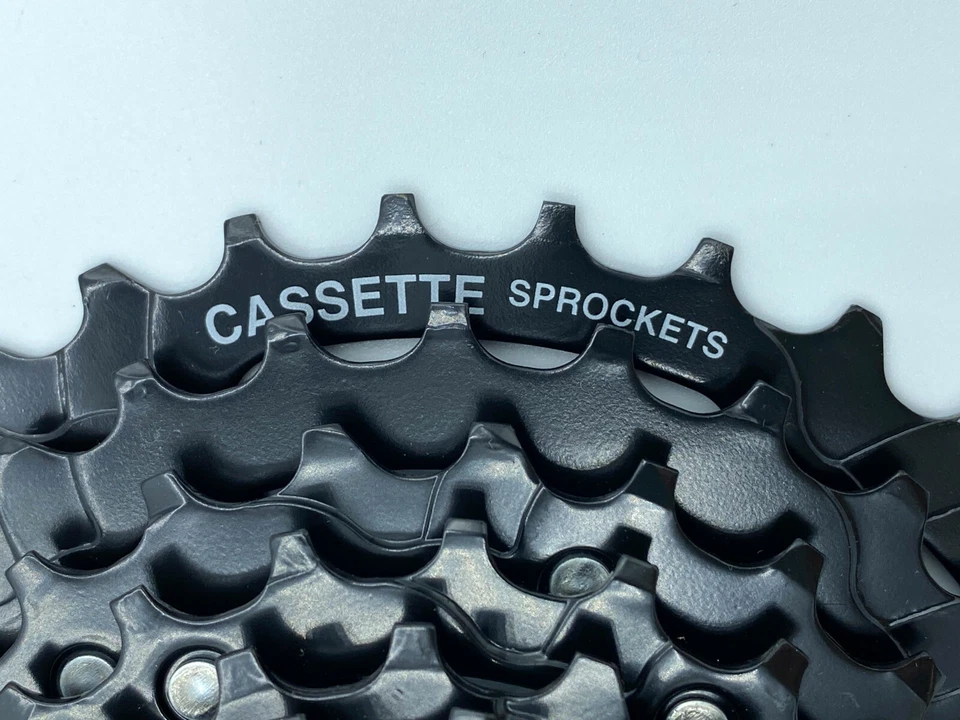 Cassette de bicicleta de montaña Shimano Altus CS-HG200-8 velocidades 12-32T negro EE. UU. Foto 3 de 4