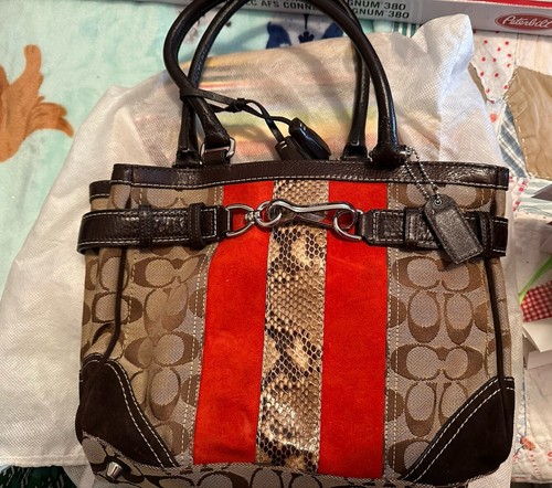 COACH SIGNATURE COLLECTION HANDBAG - Red & Brown- Never Used - 第 1/7 張圖片
