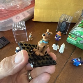 LEGO Scooby-Doo Minifigure Pilot Goggles Pattern Great Dane 75901