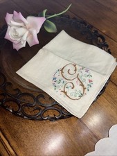 Vtg, Beautiful Hand embroidered Monogram / Letter G Handkerchief