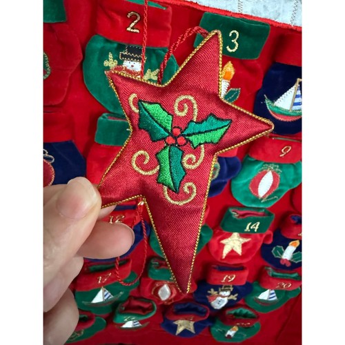 Christmas Count Down Wall Advent Hanging Calendar Snowmen Mittens Pockets Fabric - Picture 7 of 16