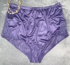 Vtg NWOT Vanity Fair Panties Size 10 / 50 100 Nylon Brushed Gusset Lace Insets