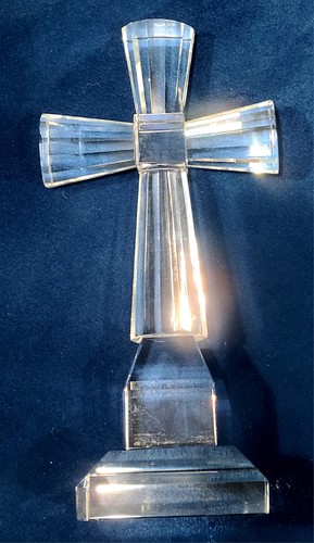 Statua scultura religiosa cristiana fedele croce vetro cristallo trasparente 7,75” - Foto 4 di 4