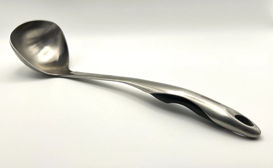 Cucharón de acero inoxidable Leifheit con acabado satinado Foto 4 de 4