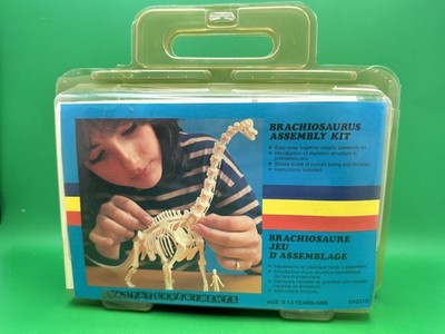Vintage 80 s Brachiosaurus Dinosaur Assembly Kit Battat Experiments Complete