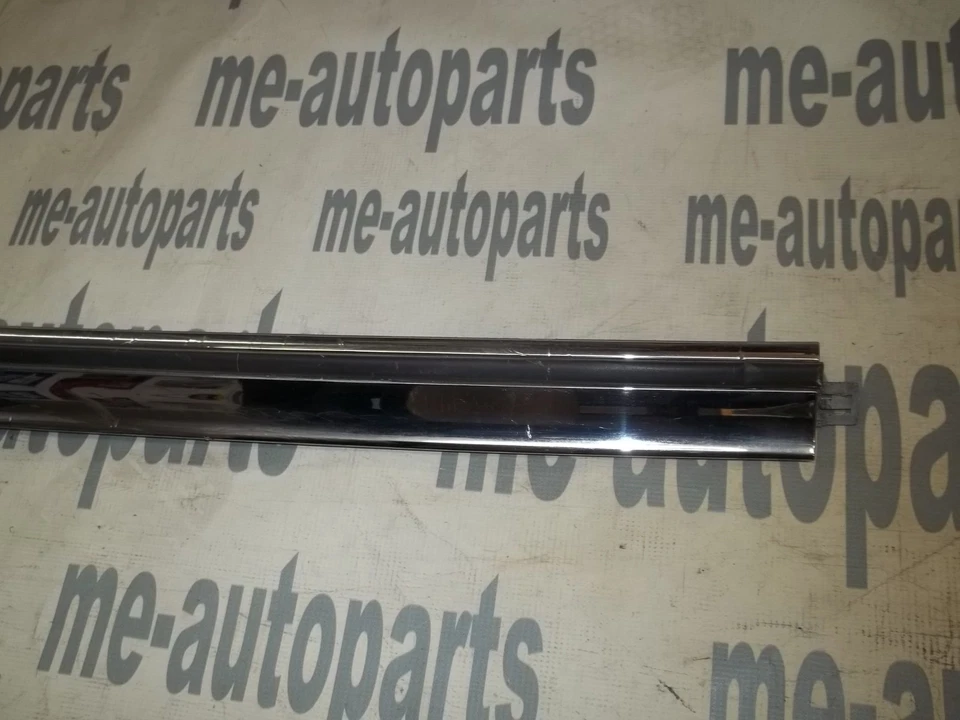 1994-1996 Cadillac Deville Rear Bumper Center Molding Moulding Trim 3544934 OEM - Image 2 of 4