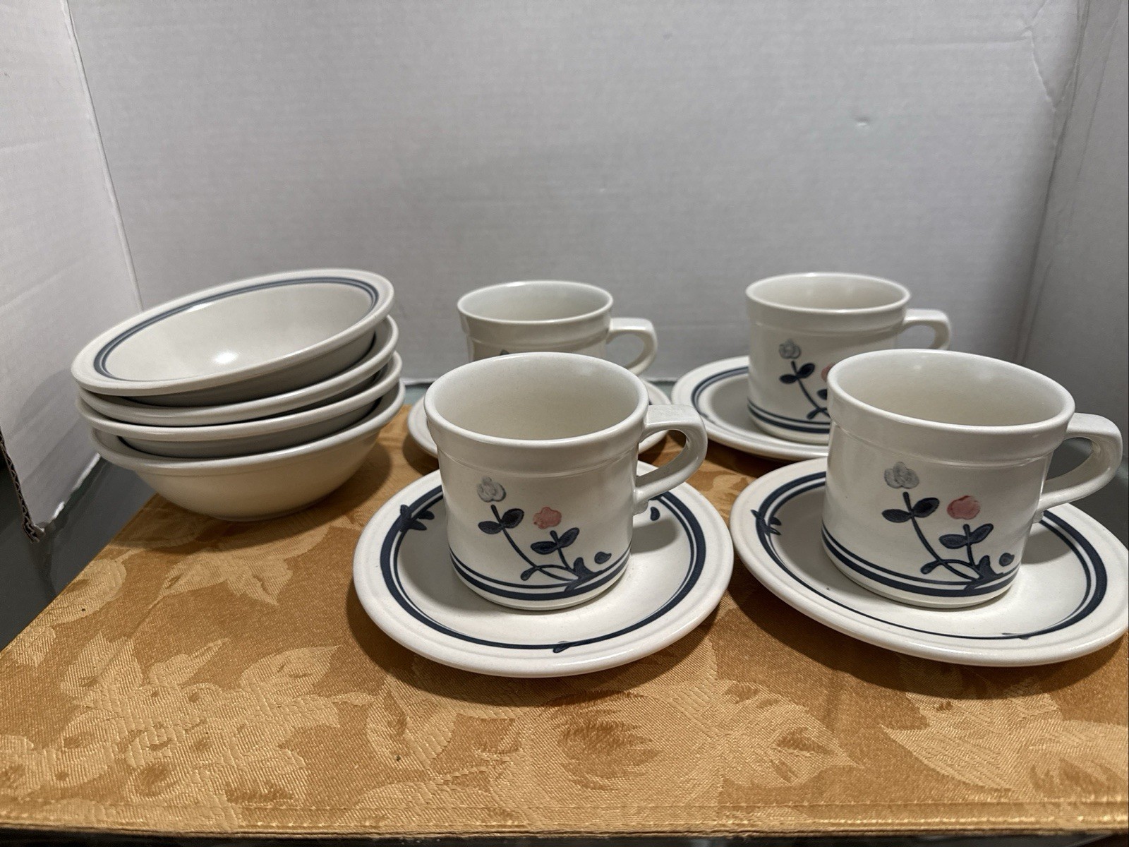 Pfaltzgraff 12-Piece Set with Cups Saucers and Soup Cereal Plates