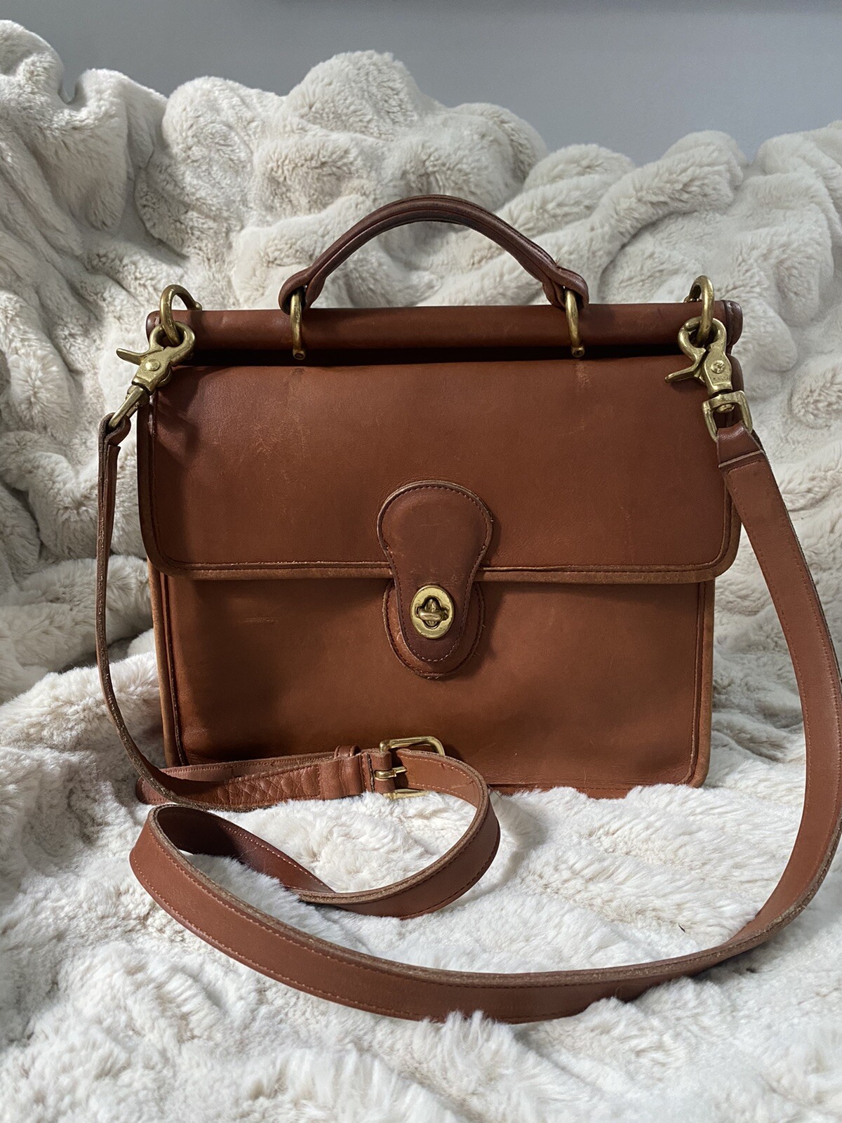 Vintage COACH Leather Willis Crossbody/Top Handle Bag… Gem