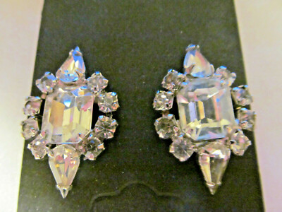 BEAUTIFUL VINTAGE STATEMENT KRAMER D&E CLEAR ICE RHINESTONE CLIP ON EARRINGS 