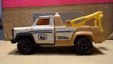 TONKA "ERNEST HOLMES" TOW TRUCK METAL - Vintage 1980's - Made in USA
