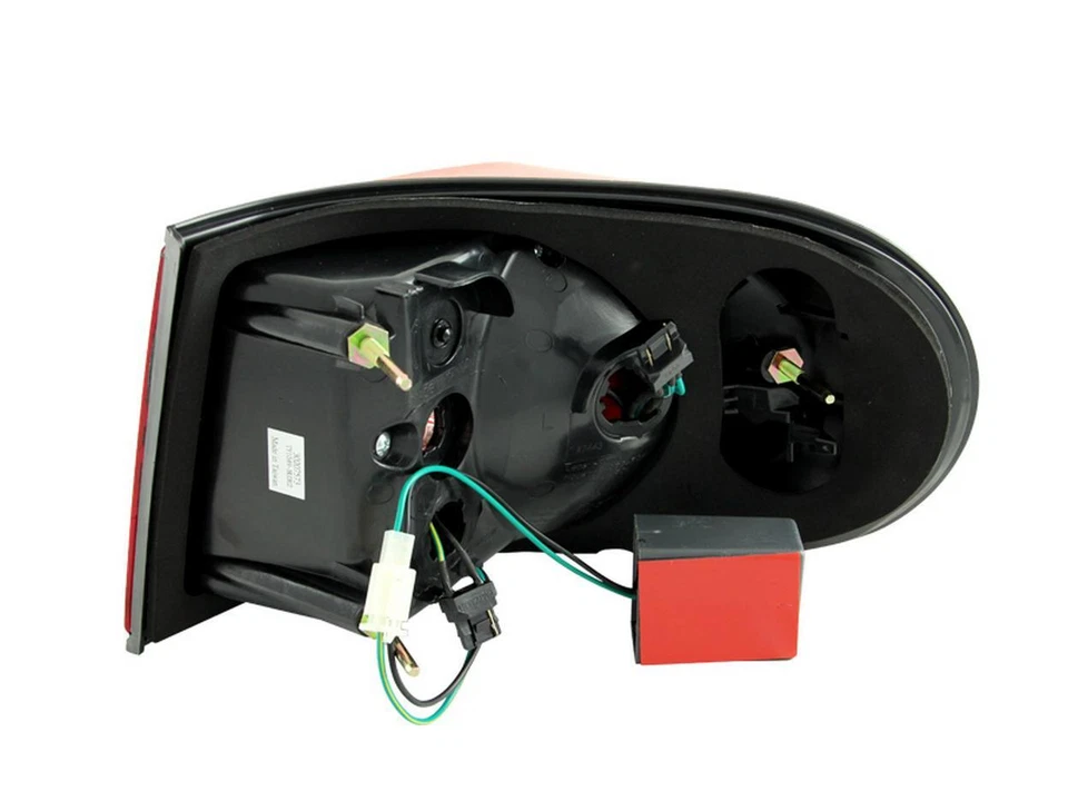 Juego de luces traseras Anzo - Se adapta a: luces traseras Toyota FJ Cruiser 2007-2013 Foto 2 de 4